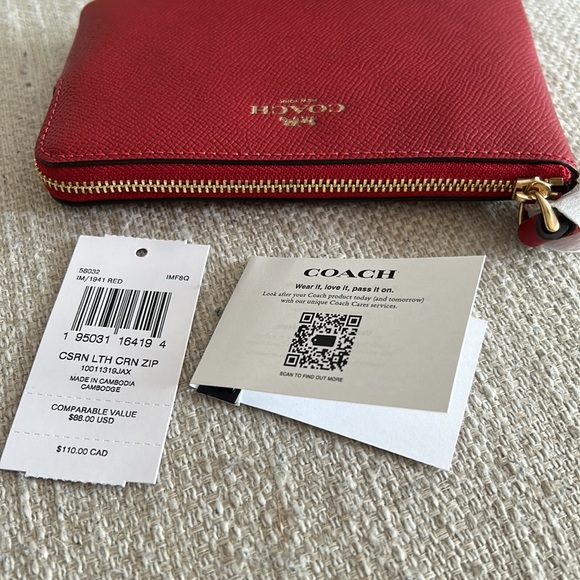 Coach red wristlet - Picture 4 of 5